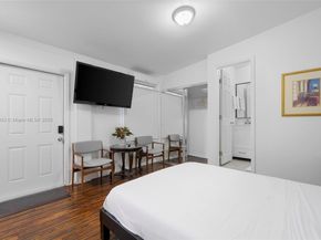 5810 SW 22nd St, Miami FL 33155