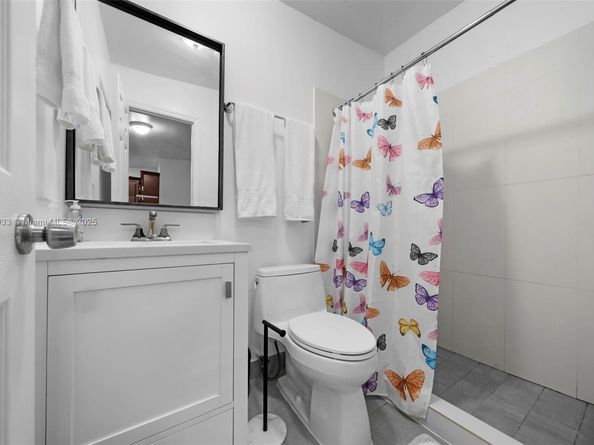 5810 SW 22nd St, Miami FL 33155