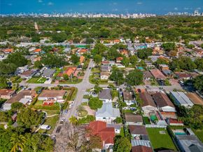 5810 SW 22nd St, Miami FL 33155