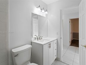 1410 NW 42nd St, Fort Lauderdale FL 33309