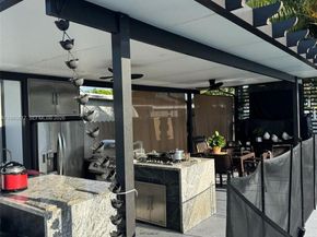 3480 E 9th Ct, Hialeah FL 33013