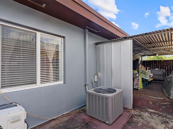 3109 NW 64 st, Miami FL 33147