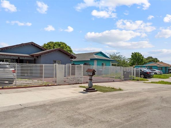 3109 NW 64 st, Miami FL 33147