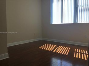 2641 N Flamingo Rd 1705N, Sunrise FL 33323