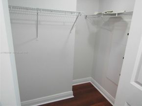 2641 N Flamingo Rd 1705N, Sunrise FL 33323