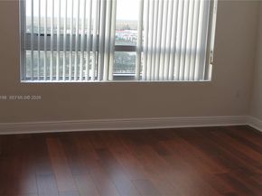 2641 N Flamingo Rd 1705N, Sunrise FL 33323