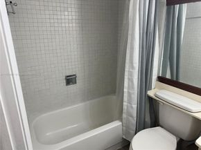 10255 NW 9th St Cir 5037, Miami FL 33172