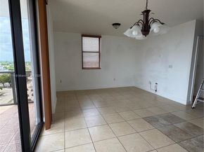2301 SW 27th Ave 706, Miami FL 33145
