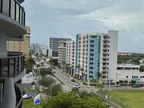 2301 SW 27th Ave 706, Miami FL 33145