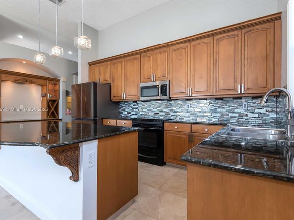 4145 SW 151st Ter, Miramar FL 33027