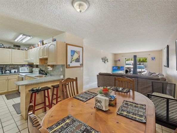 16465 NE 22nd Ave 120, North Miami Beach FL 33160