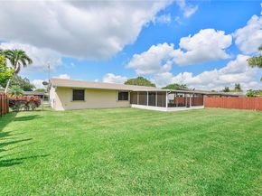 18535 SW 90th Ct, Cutler Bay FL 33157