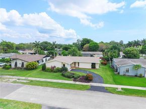 18535 SW 90th Ct, Cutler Bay FL 33157