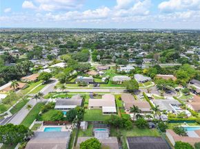 18535 SW 90th Ct, Cutler Bay FL 33157