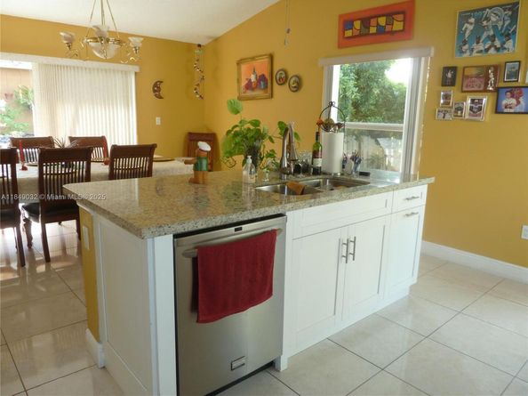 13240 SW 20th St, Miramar FL 33027