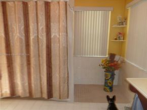 13240 SW 20th St, Miramar FL 33027