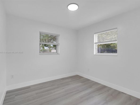 20901 NW 27th Ct, Miami Gardens FL 33056