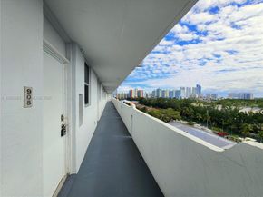 3703 NE 166th St 905, North Miami Beach FL 33160