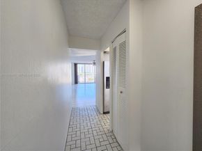 3703 NE 166th St 905, North Miami Beach FL 33160