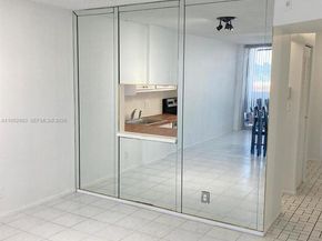 3703 NE 166th St 905, North Miami Beach FL 33160