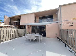 20571 NE 6th Ct, Miami FL 33179