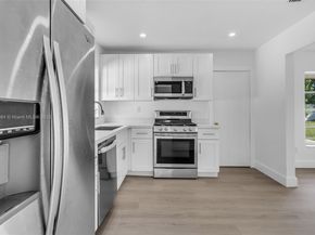 21241 NE 2nd Ave, Miami FL 33179