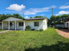 21241 NE 2nd Ave, Miami FL 33179