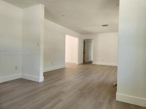 21241 NE 2nd Ave, Miami FL 33179