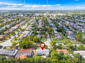 21241 NE 2nd Ave, Miami FL 33179