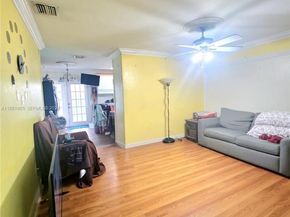 5330 NW 182nd St, Miami Gardens FL 33055