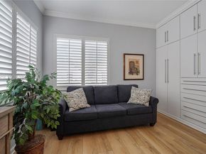 2870 Pine Tree Dr 3, Miami Beach FL 33140