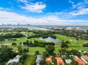 2870 Pine Tree Dr 3, Miami Beach FL 33140
