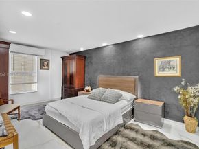 3388 SW 49th St, Hollywood FL 33312