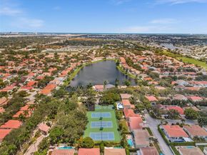 3388 SW 49th St, Hollywood FL 33312