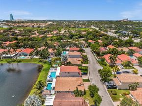 3388 SW 49th St, Hollywood FL 33312