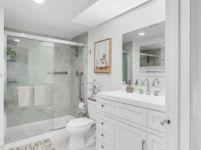 100 SW 130th Ter 204C, Pembroke Pines FL 33027