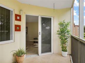 100 SW 130th Ter 204C, Pembroke Pines FL 33027