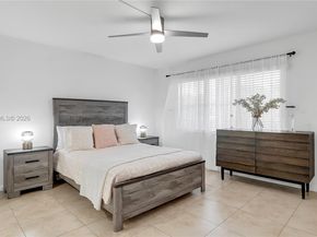 100 SW 130th Ter 204C, Pembroke Pines FL 33027