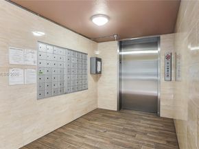 100 SW 130th Ter 204C, Pembroke Pines FL 33027