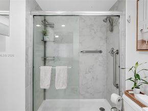 100 SW 130th Ter 204C, Pembroke Pines FL 33027