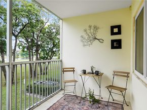 100 SW 130th Ter 204C, Pembroke Pines FL 33027