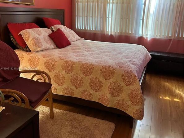 1200 Saint Charles Pl 311, Pembroke Pines FL 33026