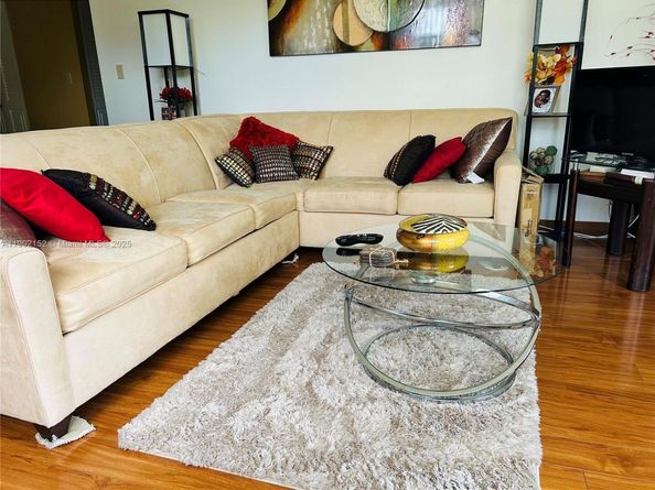 1200 Saint Charles Pl 311, Pembroke Pines FL 33026