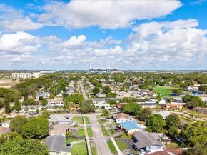 18502 NW 23rd Ct, Miami Gardens FL 33056