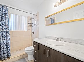 18502 NW 23rd Ct, Miami Gardens FL 33056