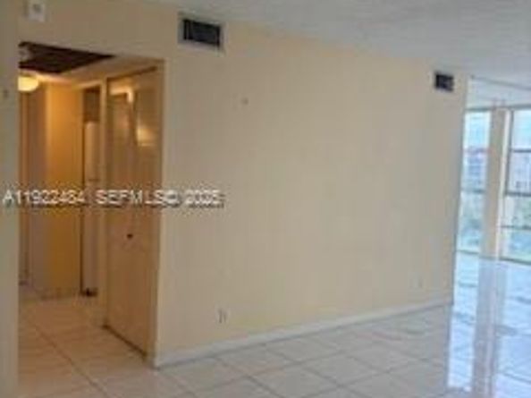 2101 Atlantic Shores Blvd 412, Hallandale Beach FL 33009