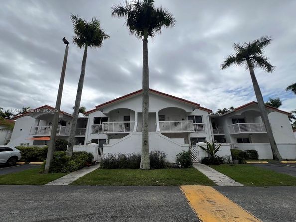 15355 SW 76th Ter 205, Miami FL 33193