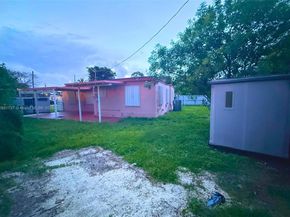 3450 SW 75th Ct, Miami FL 33155