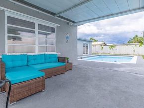 6466 NW 20th St, Margate FL 33063
