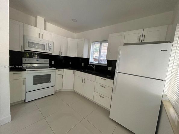 242 NE 55th Ter, Miami FL 33137